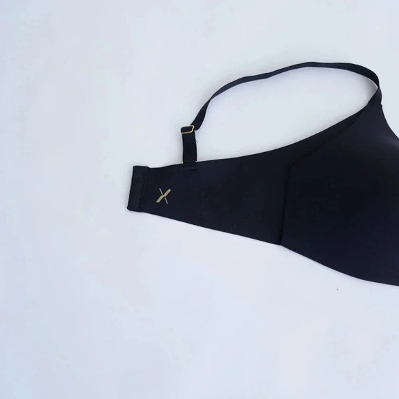 Knix Contour Black T-Shirt  Bra Spaghetti Straps 72% Nylon Size 7 - Picture 5 of 10